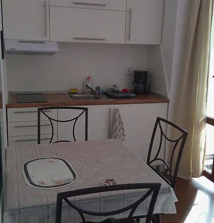 Apartament Studio Dani Rawda